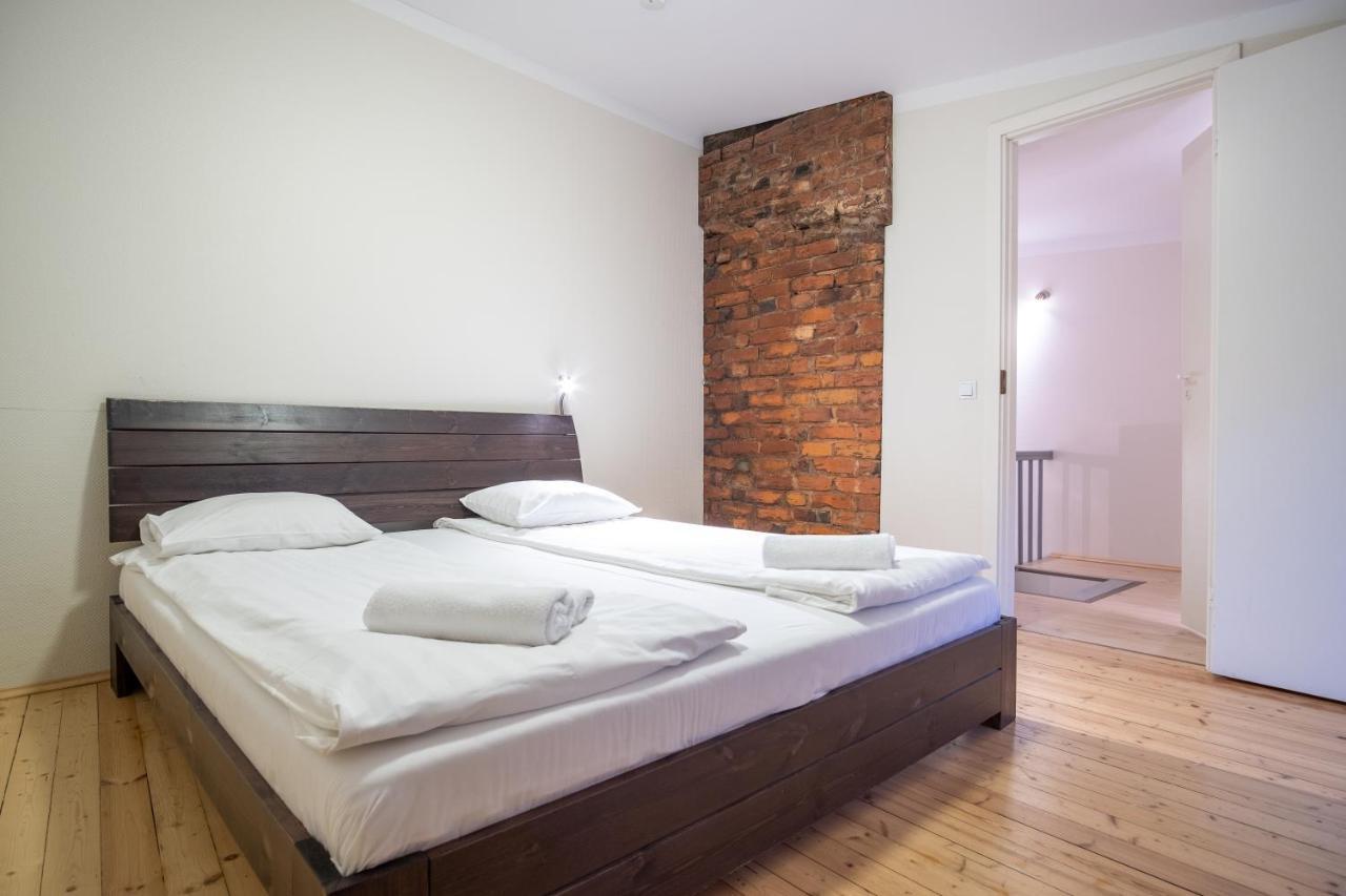 Dream Stay - Bright 2-Bedroom 2-Floor Old Town Apartment Таллин Экстерьер фото