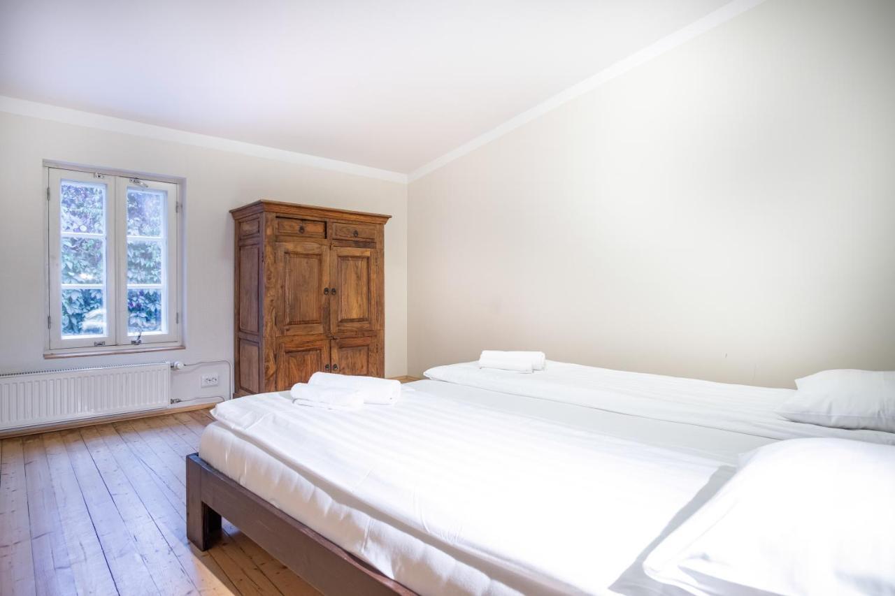 Dream Stay - Bright 2-Bedroom 2-Floor Old Town Apartment Таллин Экстерьер фото